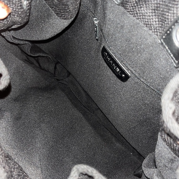 Canvas drawstring backpack with leather chain - Picture 2 of 3